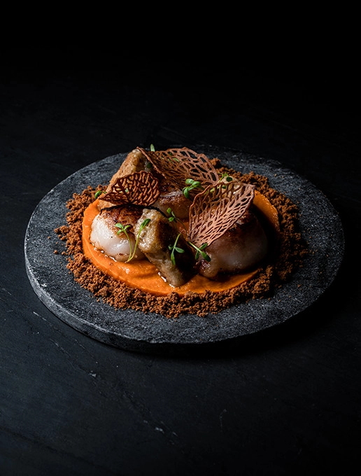 Un plato refinado y creativo ofrecido durante el Día de la Madre en el restaurante Dans le Noir ?